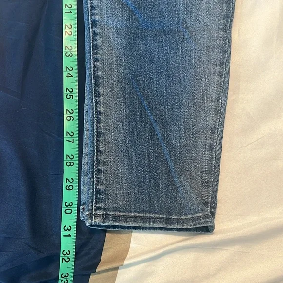 EUC Kut From The Kloth jeans. Size 14. Toothpick skinny - Picture 9 of 10